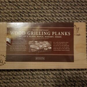 Wood Grilling Planks - Pacific Northwest, set of 4. New